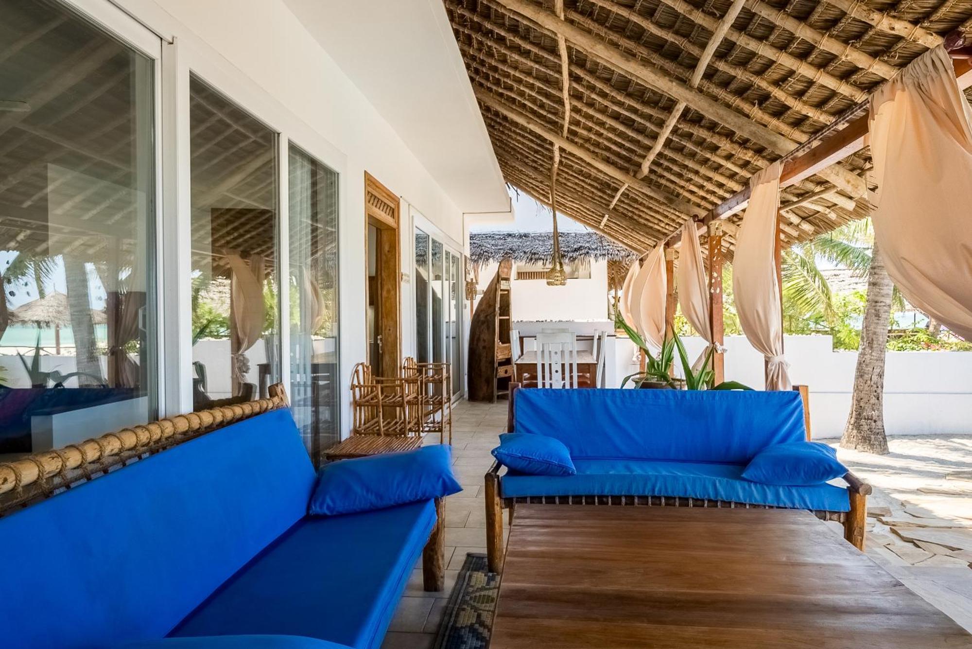 Beachfront Villa Thamani With Private Pool And Beach Zanzibarhouses Pwani Mchangani Exterior photo